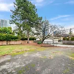 Cozy Suite With 3 Beds In Vancouver
