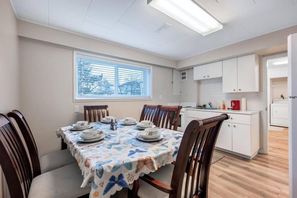 Cozy With 3 Beds In Holiday home *